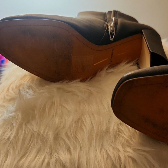 Dolce Vita Leather Booties - Picture 3 of 16